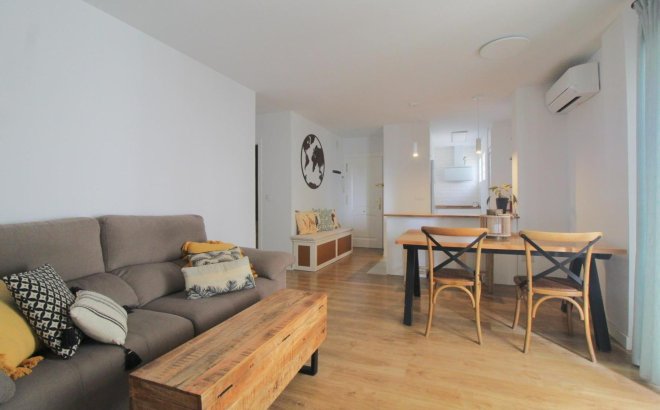 Resale - Apartment -
Torrevieja - La Veleta