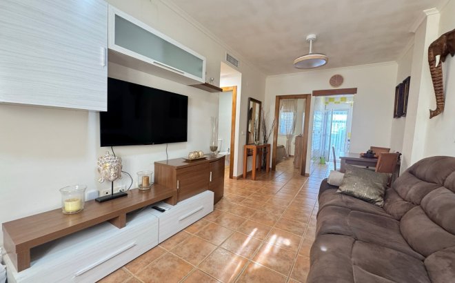 Resale - Terraced house -
Pilar de la Horadada - Mil Palmeras