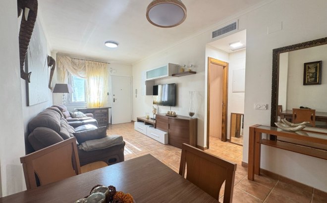 Resale - Terraced house -
Pilar de la Horadada - Mil Palmeras