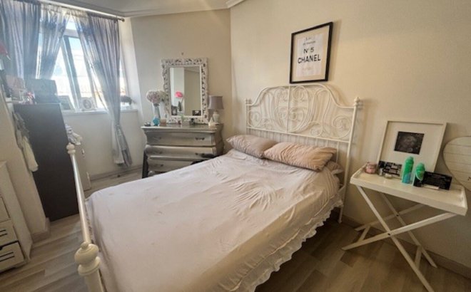 Revente - Dúplex -
La Florida - Inland