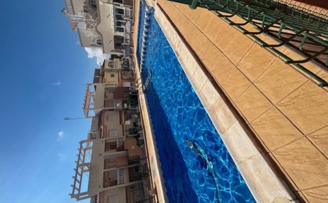 Revente - Dúplex -
La Florida - Inland