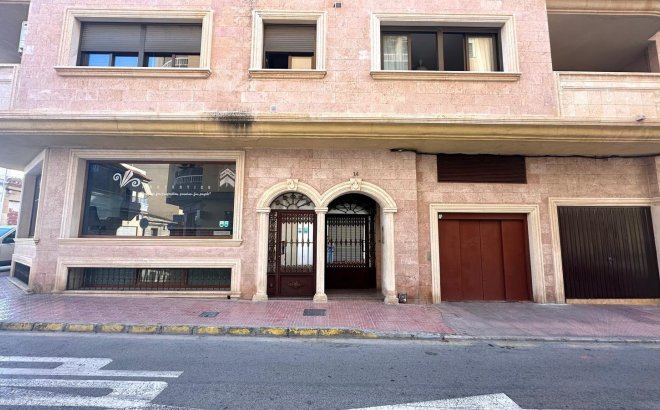 Revente - Penthouse -
Torrevieja