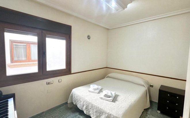 Revente - Penthouse -
Torrevieja