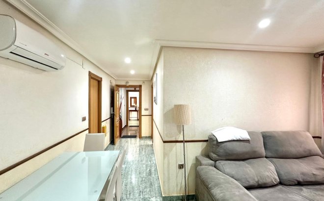 Revente - Penthouse -
Torrevieja