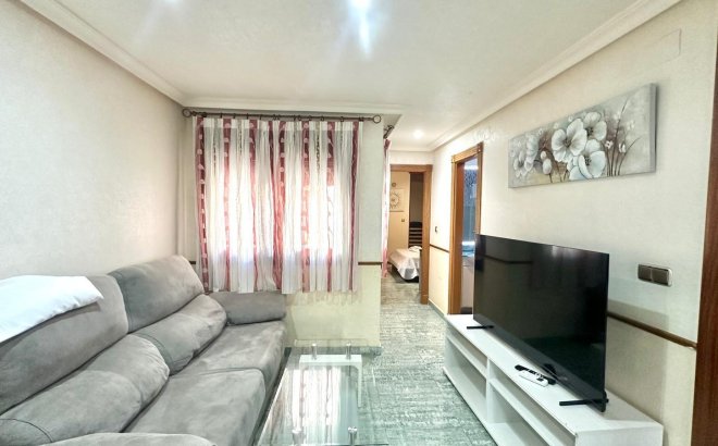 Revente - Penthouse -
Torrevieja