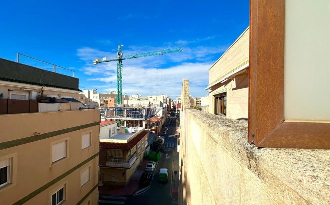 Revente - Penthouse -
Torrevieja