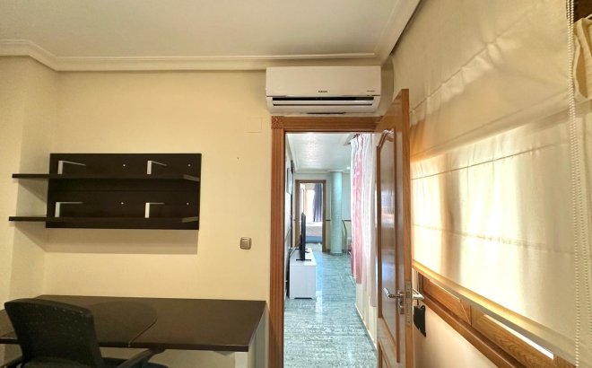 Revente - Penthouse -
Torrevieja