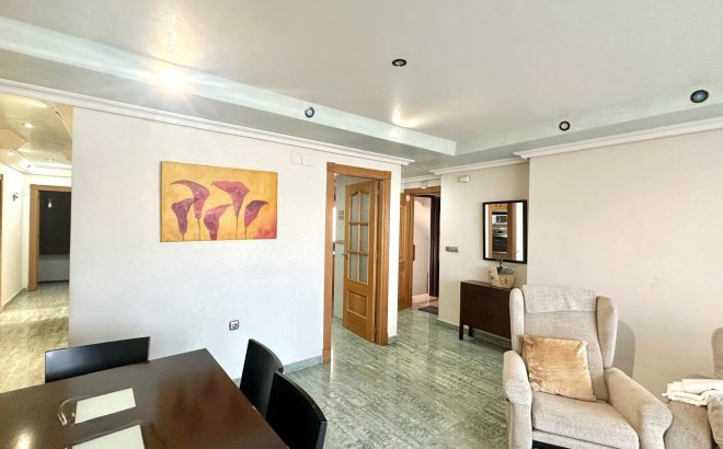 Herverkoop - Penthouse -
Torrevieja