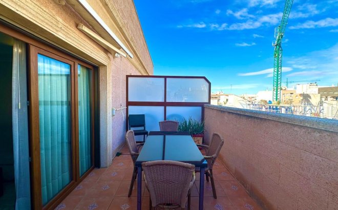 Herverkoop - Penthouse -
Torrevieja