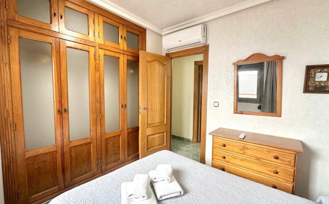 Herverkoop - Penthouse -
Torrevieja