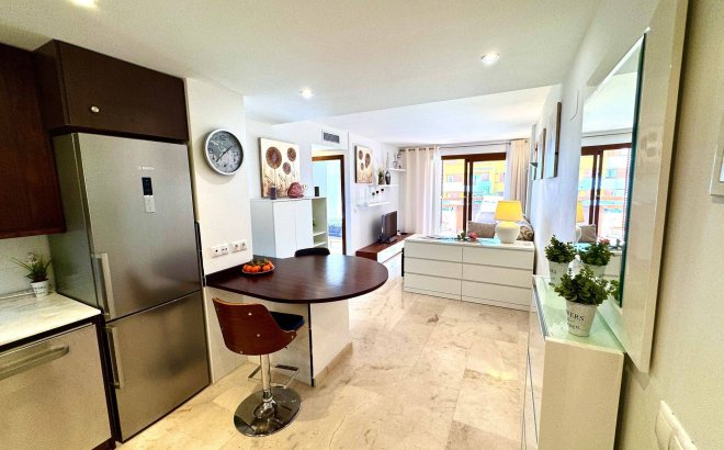 Revente - Appartement -
Torrevieja - Punta Prima