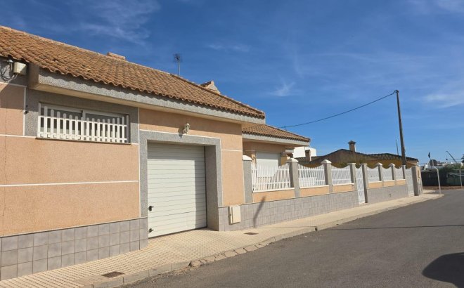 Resale - Villa -
Pilar de la Horadada