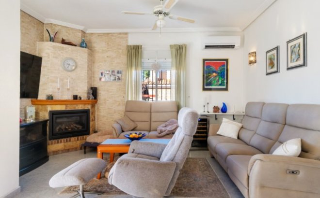 Herverkoop - Villa -
Torrevieja - Costa Blanca