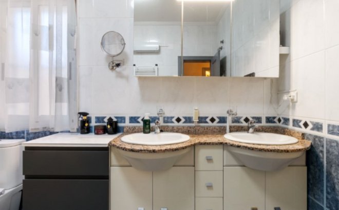 Herverkoop - Villa -
Torrevieja - Costa Blanca