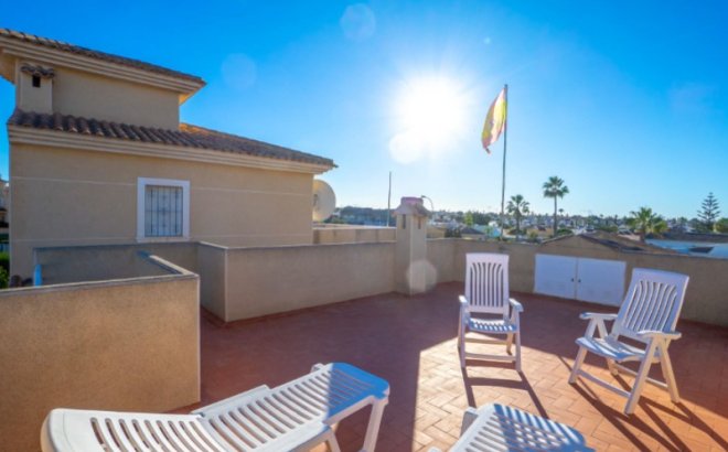 Herverkoop - Villa -
Torrevieja - Costa Blanca