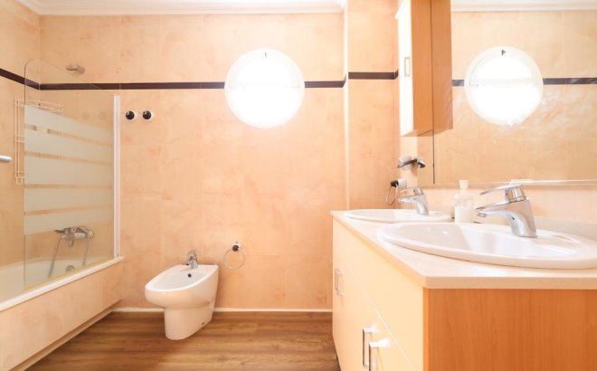 Revente - Penthouse -
Pilar de la Horadada - Costa Blanca