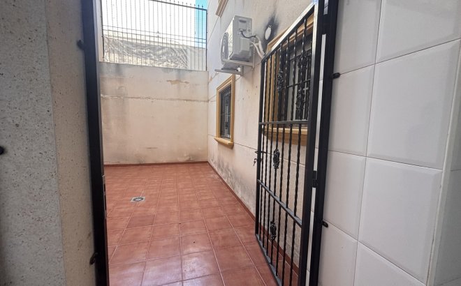 Resale - Apartment -
Cabo Roig - Costa Blanca