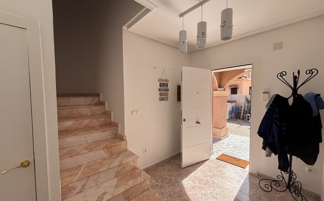 Resale - Villa -
Benijofar - Costa Blanca