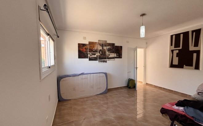 Resale - Villa -
Benijofar - Costa Blanca