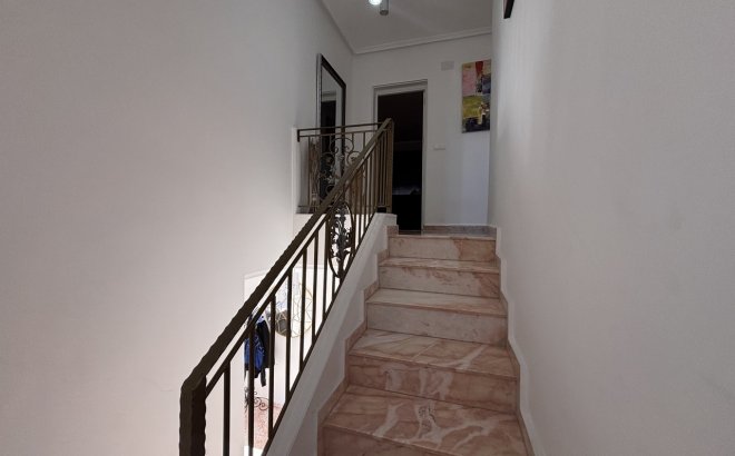 Resale - Villa -
Benijofar - Costa Blanca