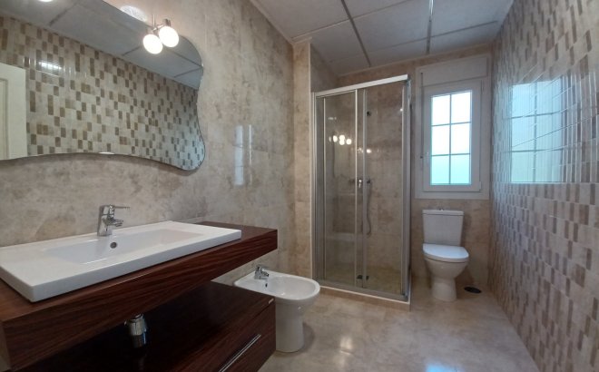 Revente - Villa -
Cabo Roig - Costa Blanca