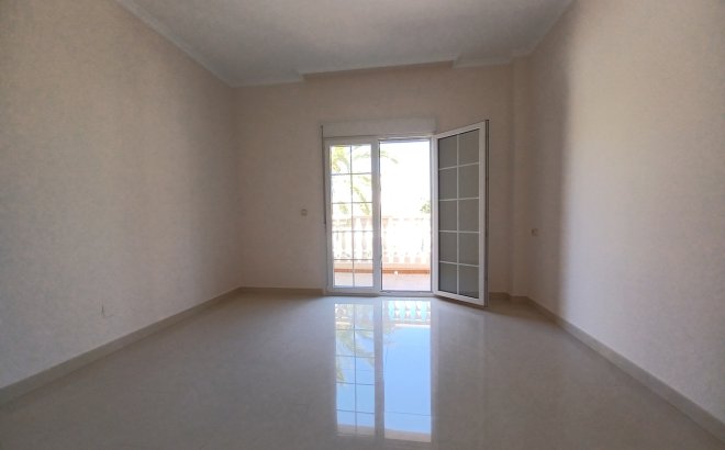 Revente - Villa -
Cabo Roig - Costa Blanca