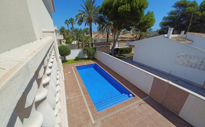 Revente - Villa -
Cabo Roig - Costa Blanca
