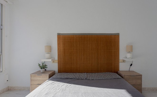 Resale - Apartment -
Torrevieja - Costa Blanca