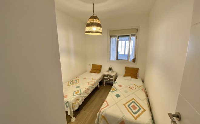 Resale - Bungalow -
Playa Flamenca - Costa Blanca