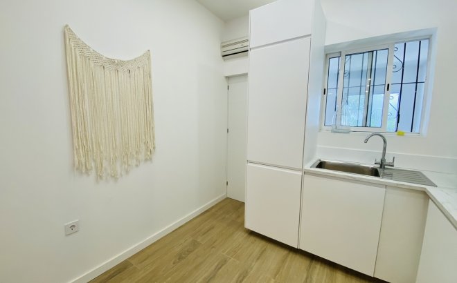 Resale - Bungalow -
Playa Flamenca - Costa Blanca