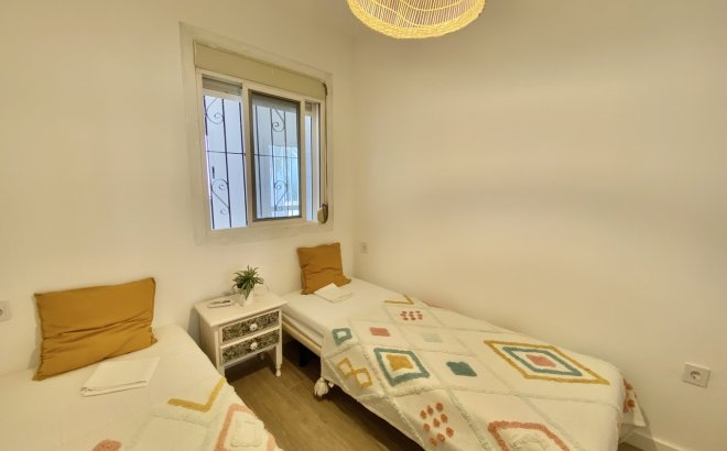 Resale - Bungalow -
Playa Flamenca - Costa Blanca