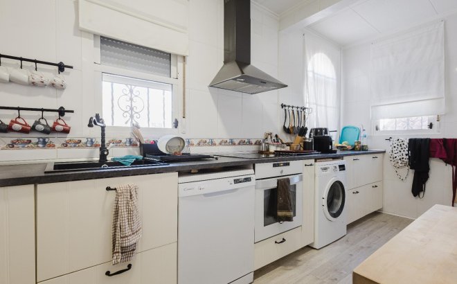 Resale - Villa -
Torrevieja - Costa Blanca