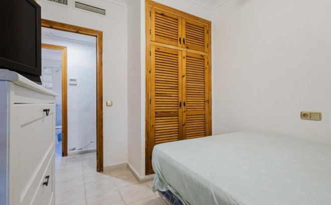 Resale - Villa -
Torrevieja - Costa Blanca
