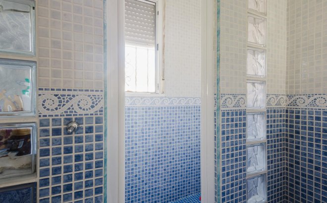 Resale - Villa -
Torrevieja - Costa Blanca