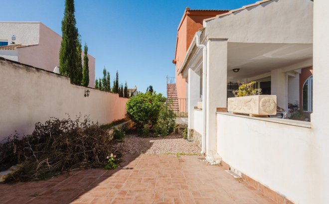 Resale - Villa -
Torrevieja - Costa Blanca