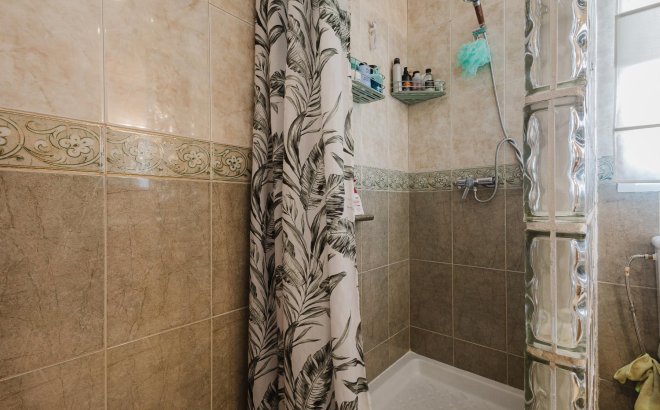 Resale - Villa -
Torrevieja - Costa Blanca