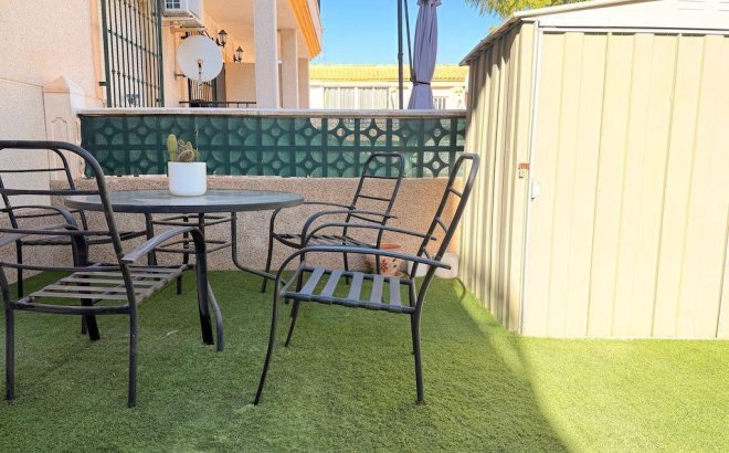 Resale - Bungalow -
Orihuela Costa - Costa Blanca