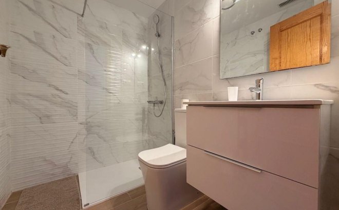 Resale - Bungalow -
Orihuela Costa - Costa Blanca