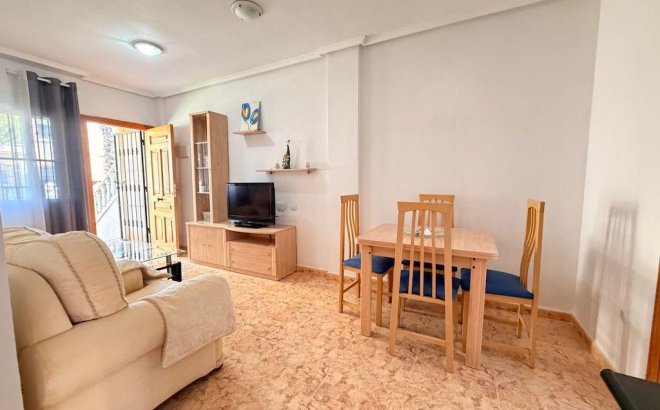 Resale - Bungalow -
Orihuela Costa - Costa Blanca