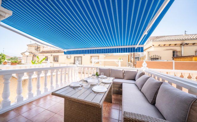 Revente - Semi Detached -
Orihuela Costa - Los Almendros-la Florida