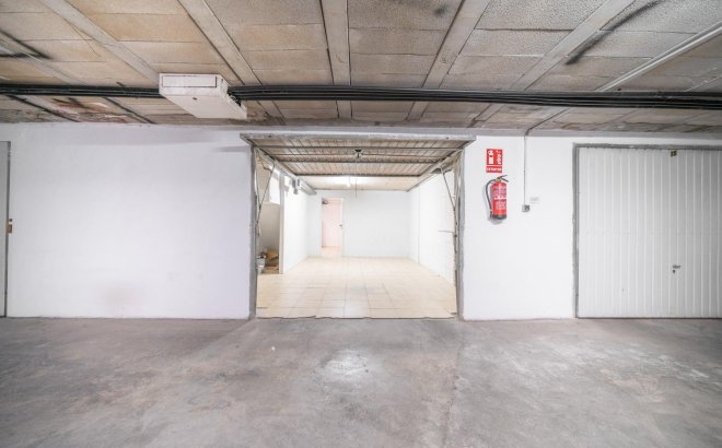 Revente - Semi Detached -
Orihuela Costa - Los Almendros-la Florida