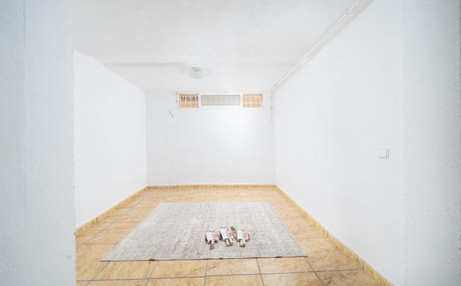 Revente - Semi Detached -
Orihuela Costa - Los Almendros-la Florida