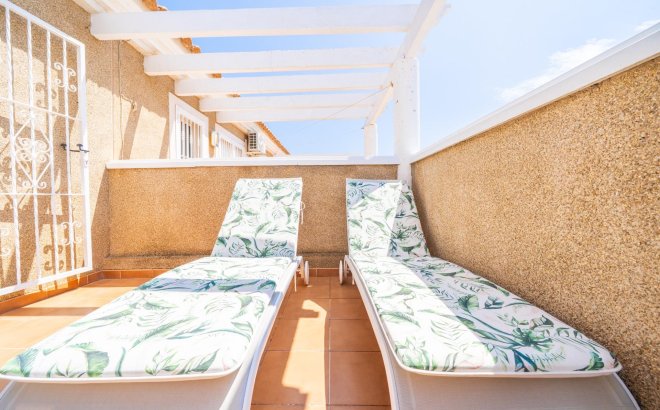 Revente - Semi Detached -
Orihuela Costa - Los Almendros-la Florida