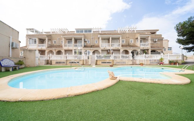 Revente - Semi Detached -
Orihuela Costa - Los Almendros-la Florida