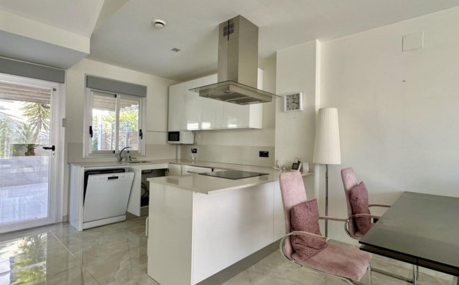 Resale - Villa -
Orihuela Costa - Lomas De Cabo Roig-los Dolses