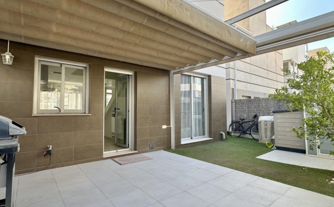 Resale - Villa -
Orihuela Costa - Lomas De Cabo Roig-los Dolses