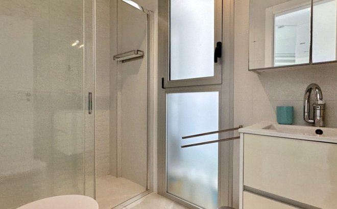 Resale - Villa -
Orihuela Costa - Lomas De Cabo Roig-los Dolses