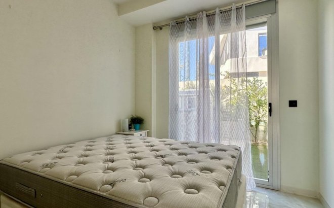 Resale - Villa -
Orihuela Costa - Lomas De Cabo Roig-los Dolses