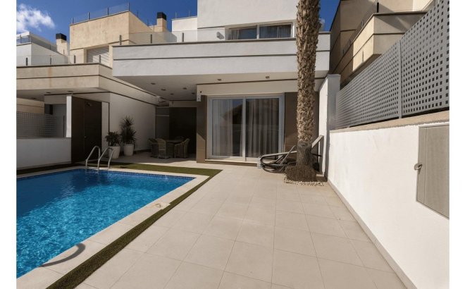 Resale - Villa -
Orihuela Costa - Lomas De Cabo Roig-los Dolses