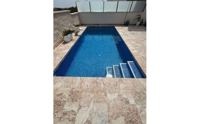 Resale - Villa -
Orihuela Costa - Villamartín-las Filipinas